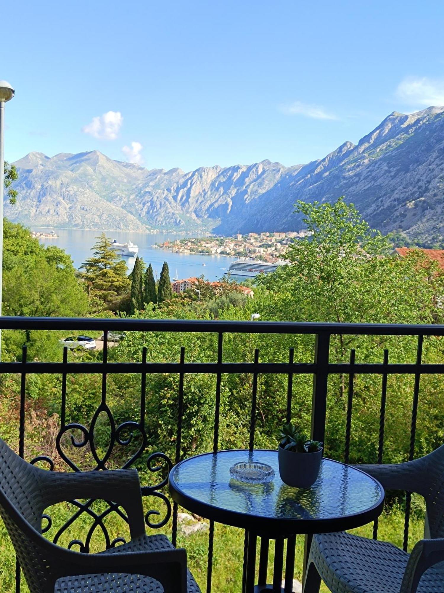 Radgost Kotor Apartments Exteriér fotografie